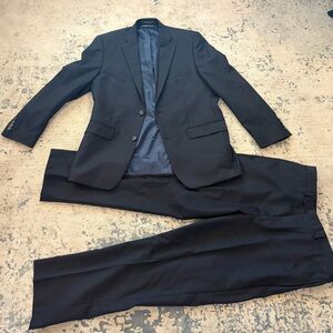 Greg Norman Collection Classic dark Navy Suit